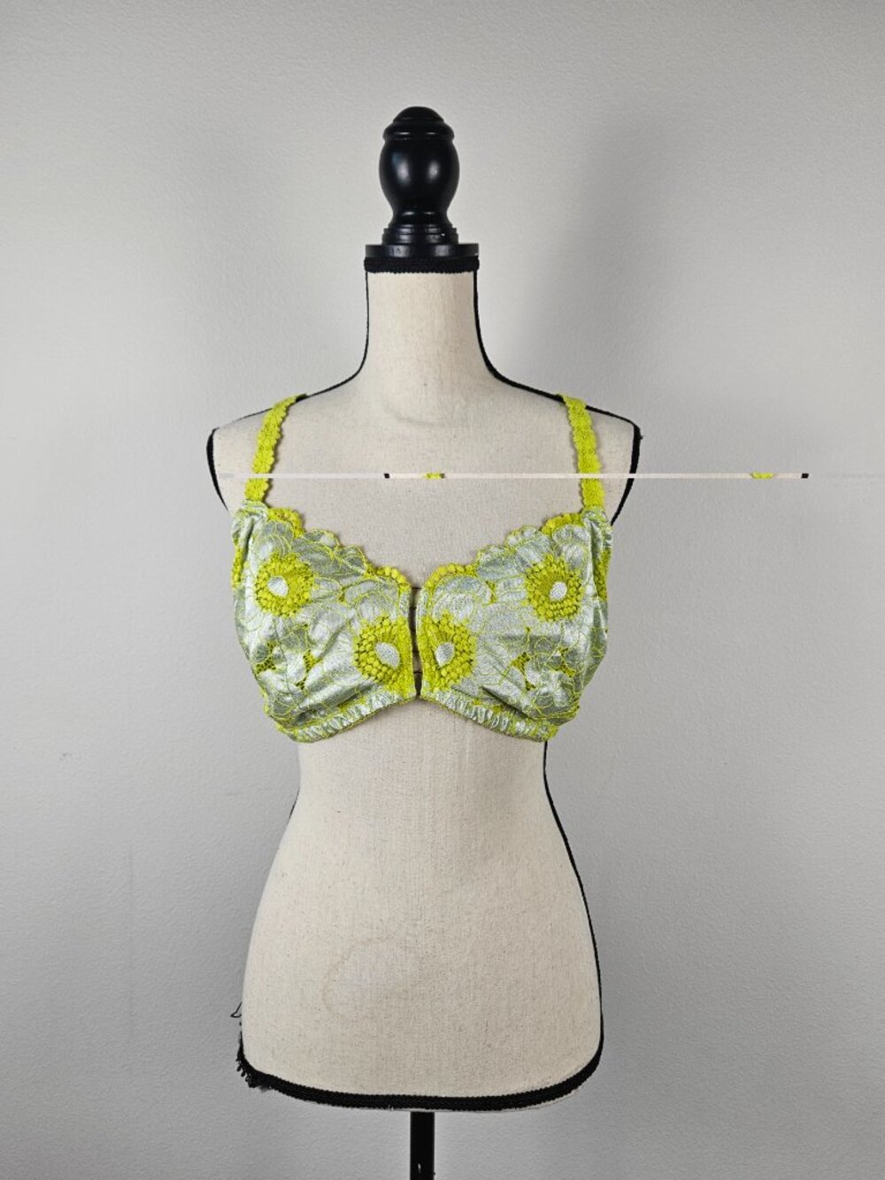Savage Fenty Perfect Poppies Lace Bralette Size 3XL - Picture 4 of 12